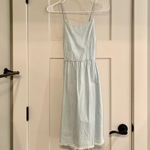 Light denim Old Navy summer dress (light blue)